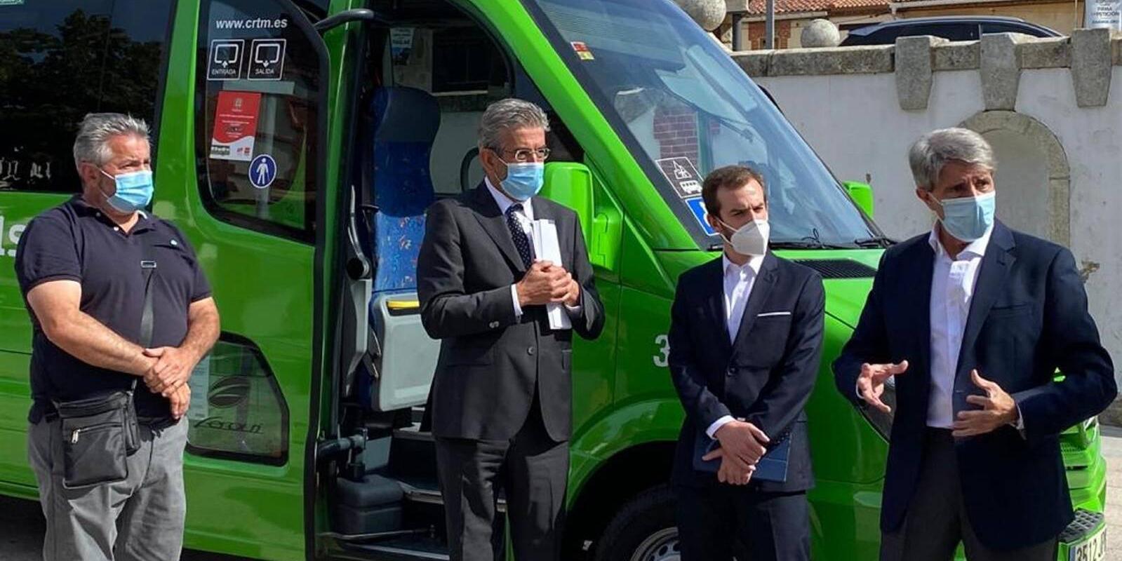 La Comunidad de Madrid pone en marcha en la Sierra Norte la primera línea de bus interurbano a demanda