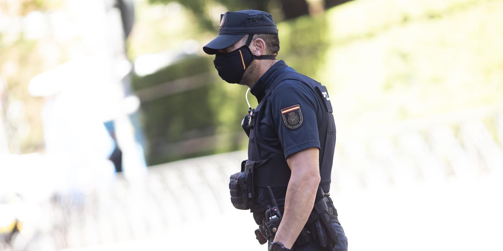 Detenidos tres jóvenes que entraron por el tejado a robar en una vivienda de Moncloa