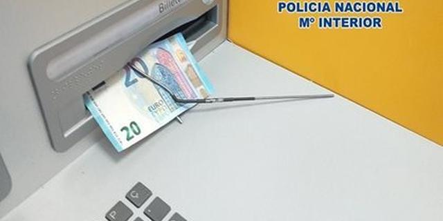Seis detenidos por estafar más de 200.000 euros con el nuevo método de manipulación de cajeros Teller Hooking