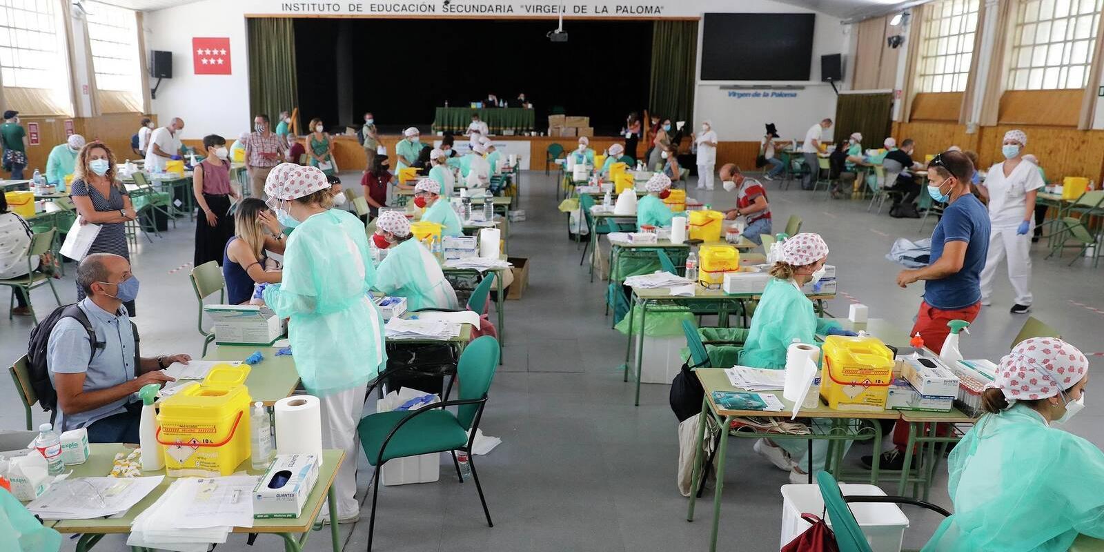 La Comunidad de Madrid realiza cerca de 12.000 test a docentes &quot;con normalidad&quot;