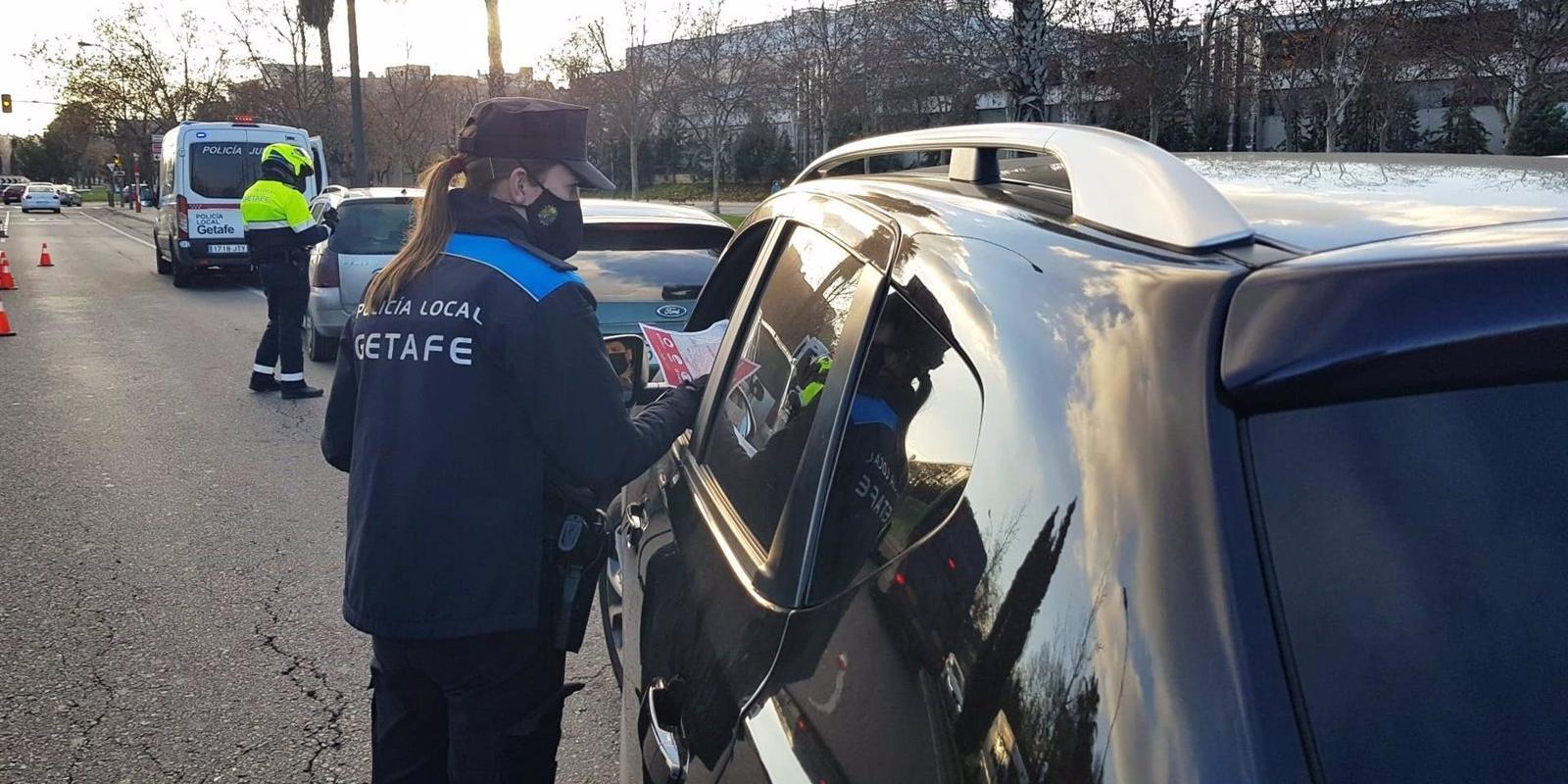 Desalojadas dos edificios de Getafe al romperse una tubería de gas al caerle encima una rama