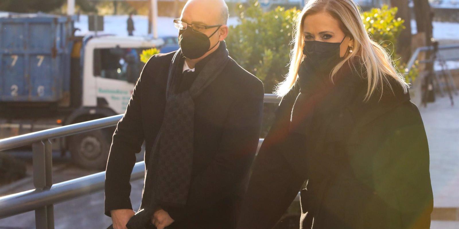 Cristina Cifuentes aporta el certificado académico de la URJC que acredita que superó TFM y su agenda como delegada