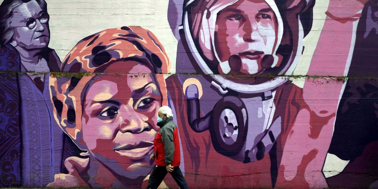 El Pleno de Cibeles apoya con los votos de la izquierda y Cs que el mural feminista de Ciudad Lineal se mantenga