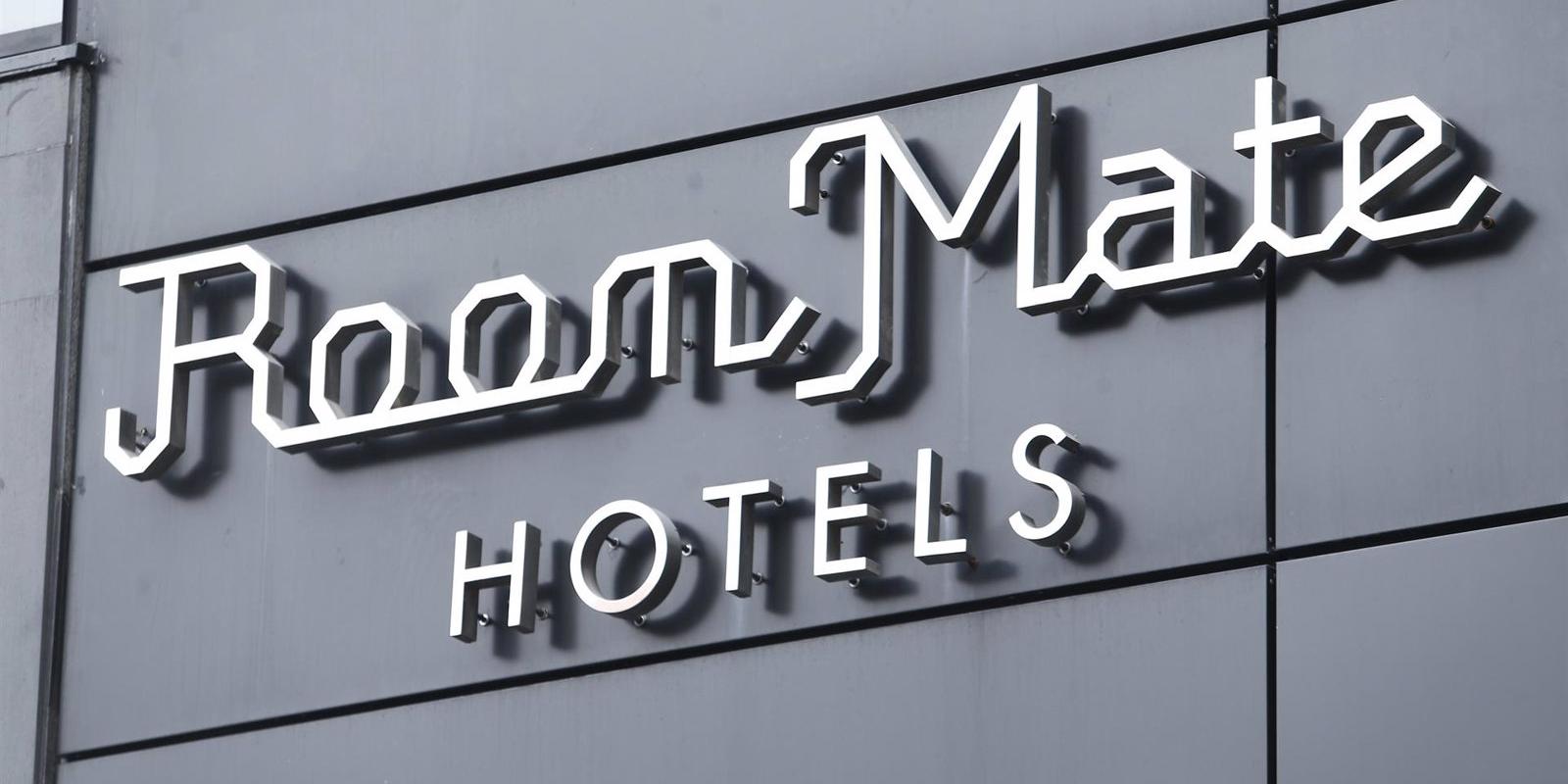 Archivada la denuncia contra Ayuso por presuntas "irregularidades" en los contratos de la cadena Room Mate