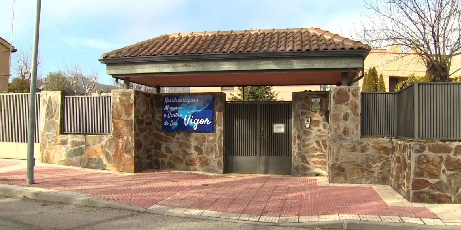 La Comunidad afirma que si detecta irregularidades en la residencia con doce fallecidos en Becerril lo llevará a Sanidad o a la Fiscalía