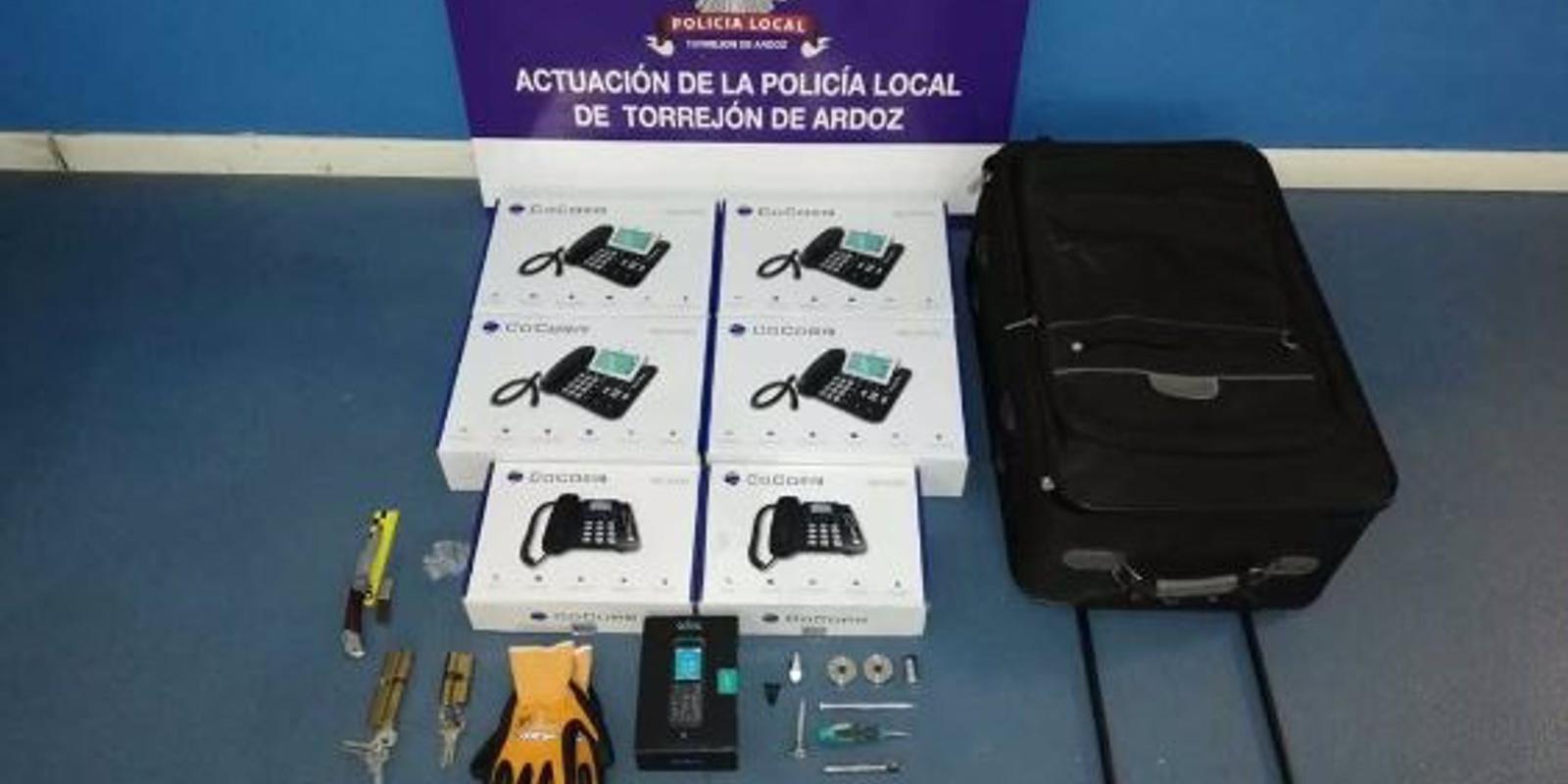 Identificado en Torrejón con siete teléfonos robados