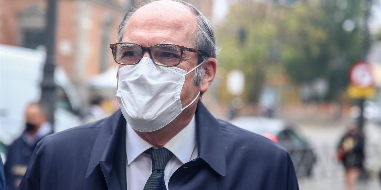 El PSOE respeta la decisión judicial tras la absolución de Cifuentes pero recuerda que "ha habido falsedad documental" El PSOE respeta la decisión judicial tras la absolución de Cifuentes pero recuerda que "ha habido falsedad documental"