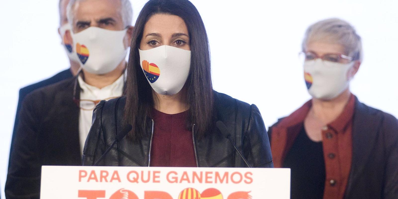 Arrimadas descarta dimitir o destituir a otros dirigentes de Ciudadanos tras la debacle electoral en Cataluña