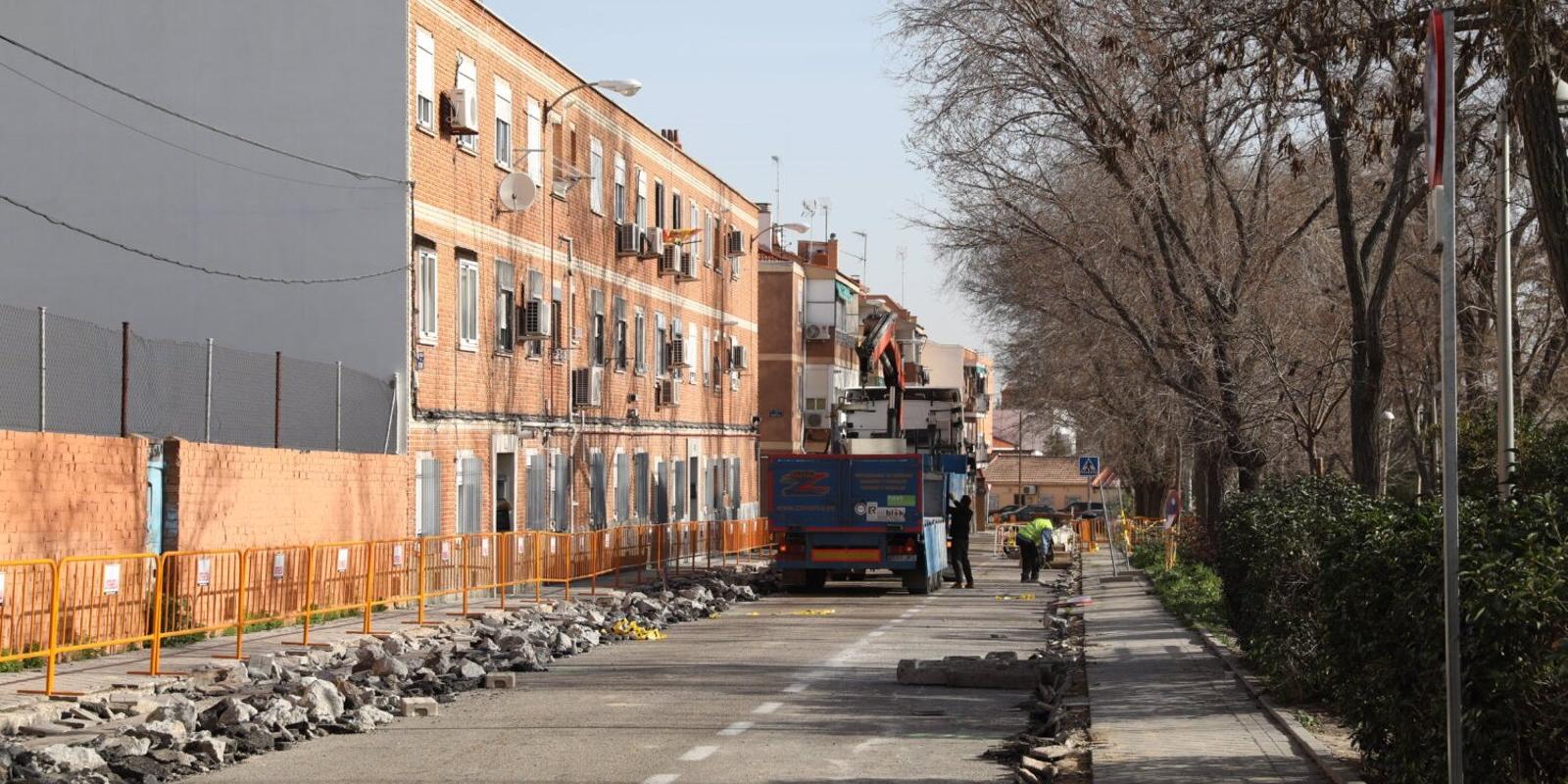 Comienzan las obras de circunvalación del casco histórico de Barajas por la calle Ayerbe