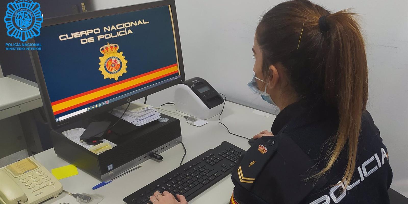 Detenido por apropiarse de sus datos bancarios y estafar 4.000€ a una mujer que alquiló un piso vacacional
