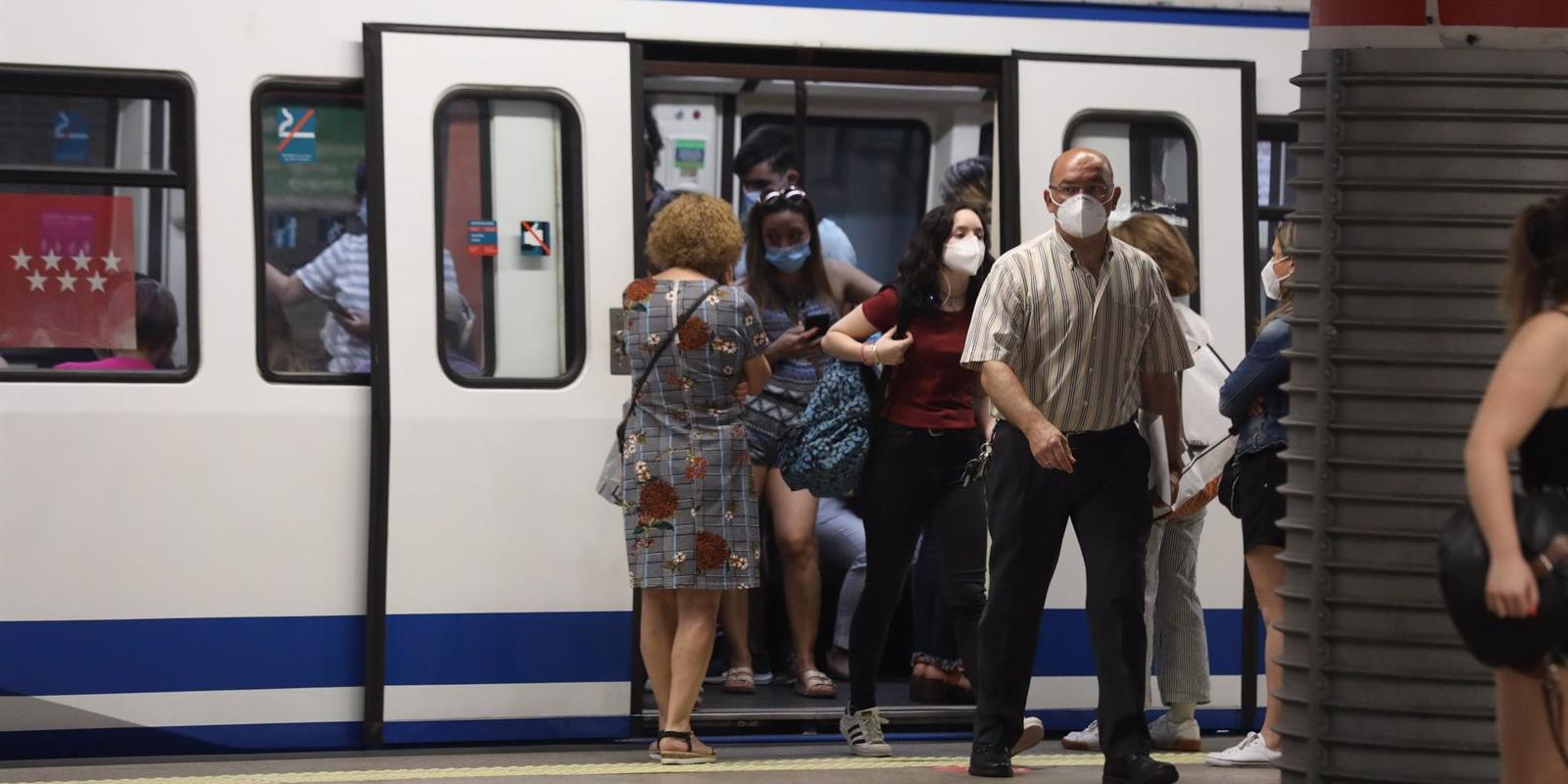 La Comunidad lanza una campaña de concienciación contra el racismo en el Metro