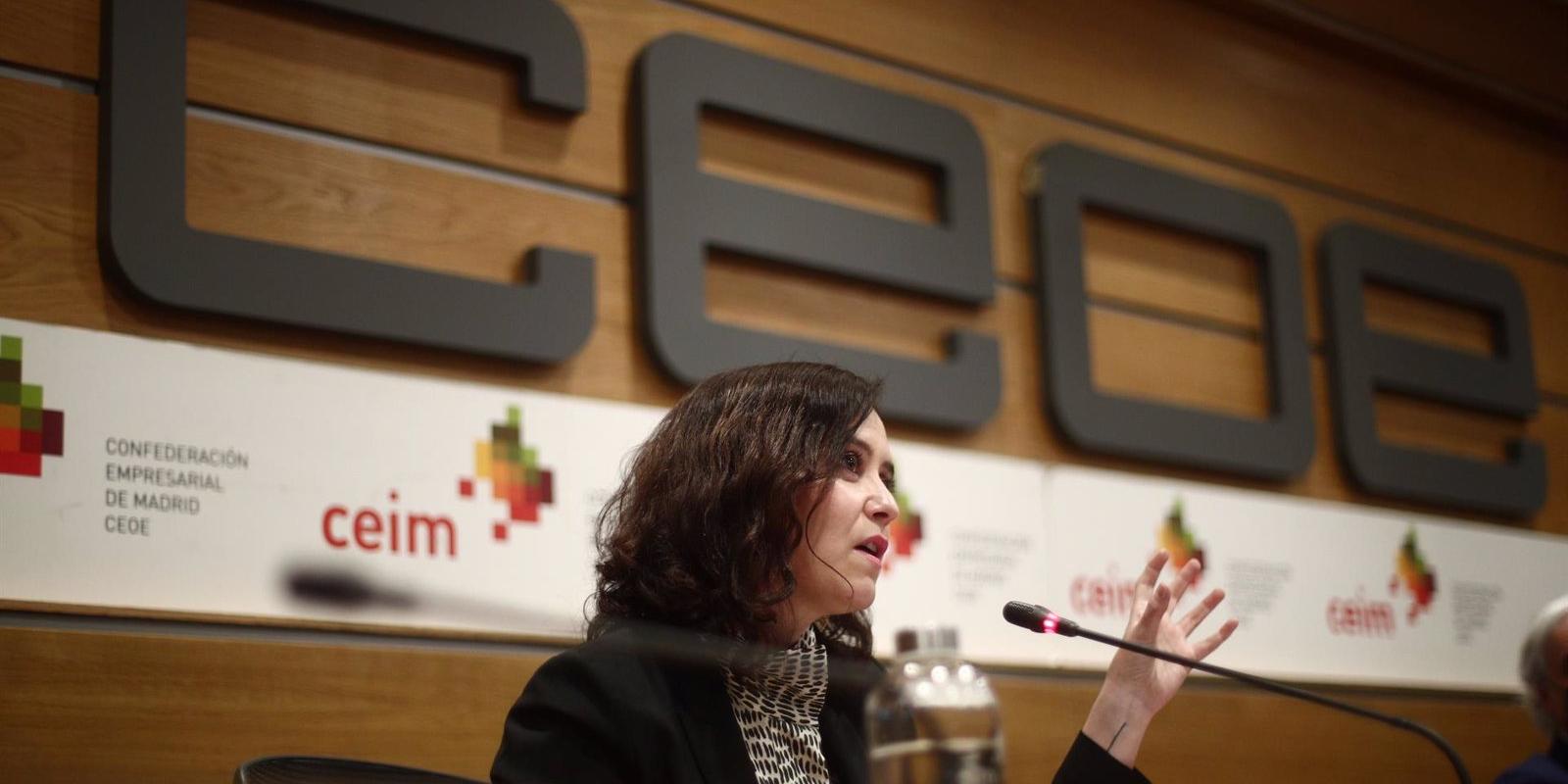 Díaz Ayuso no cree que problema sea que un francés acuda a Madrid a beber sino que Gobierno no vigile si lo hace contagiado Díaz Ayuso no cree que problema sea que un francés acuda a Madrid a beber sino que Gobierno no vigile si lo hace contagiado