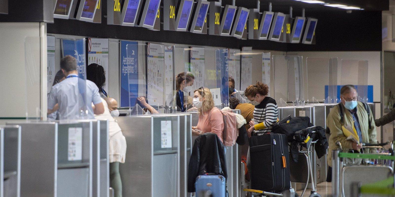 Barajas, el aeropuerto que más pasajeros registró en el primer trimestre, 2,5 millones, pese a una caída del 76,7%