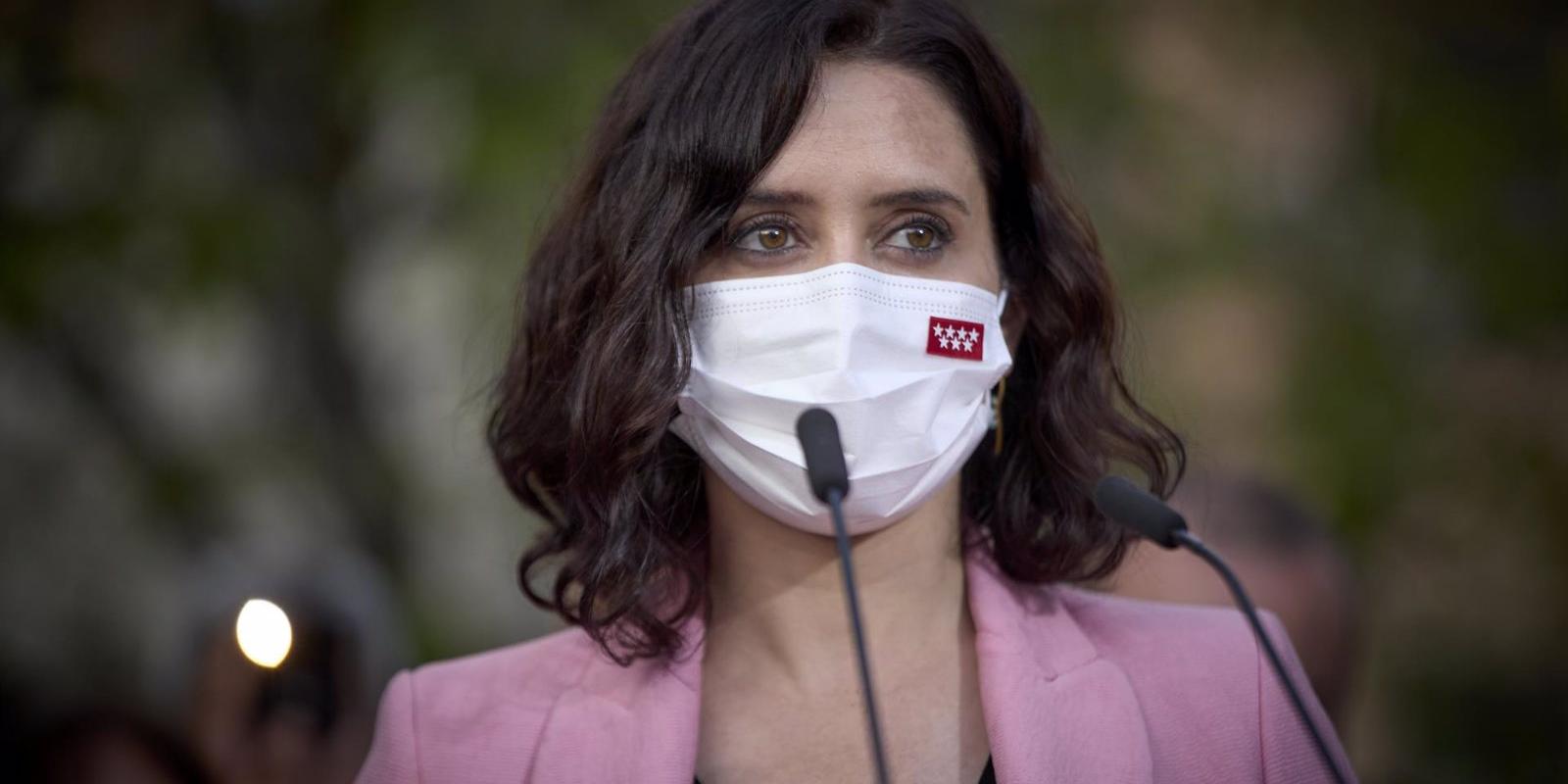 Díaz Ayuso critica que Sánchez utilice los medios de todos para "salvar los muebles"