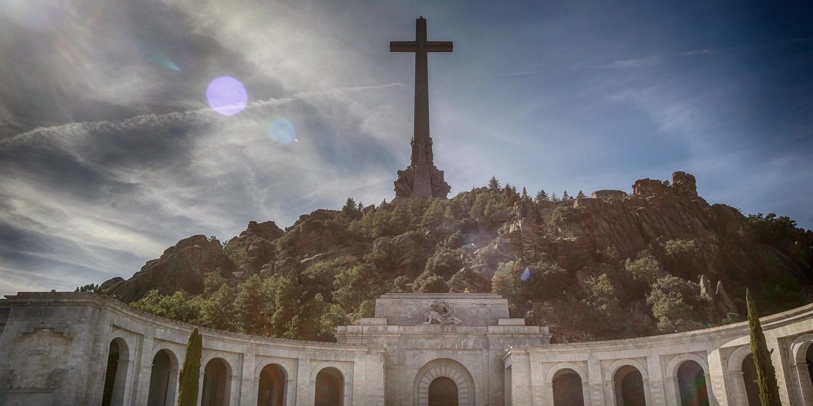 El Ayuntamiento San Lorenzo de El Escorial realizará un estudio e informe técnico para la licencia del Valle de los Caídos