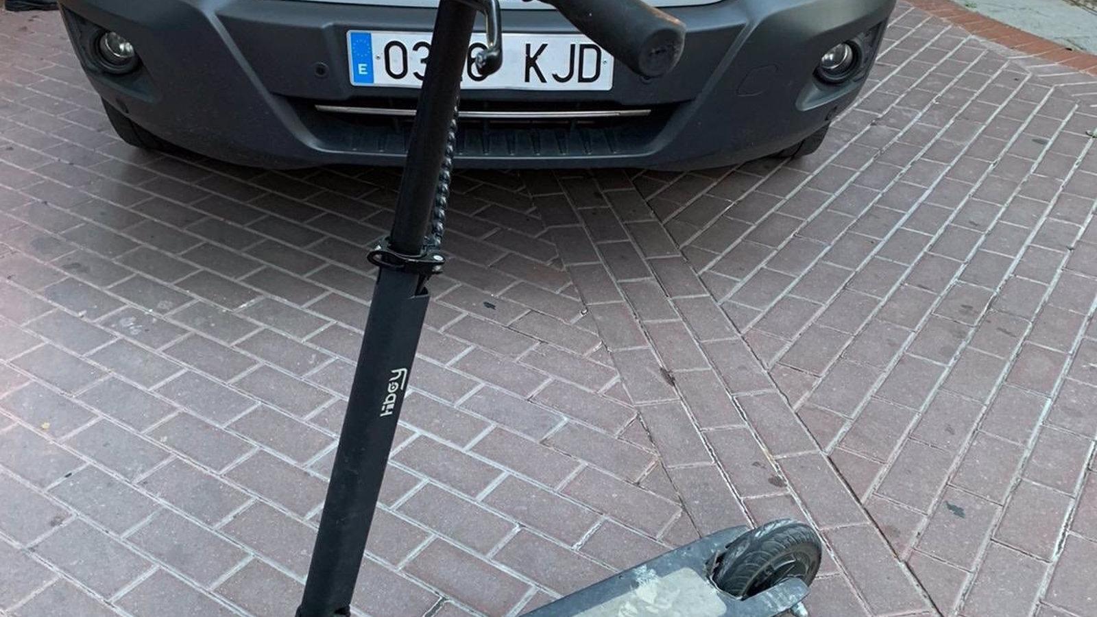 Multado con 1.000 euros un conductor de un patinete en Alcorcón tras dar positivo por haber fumado porros