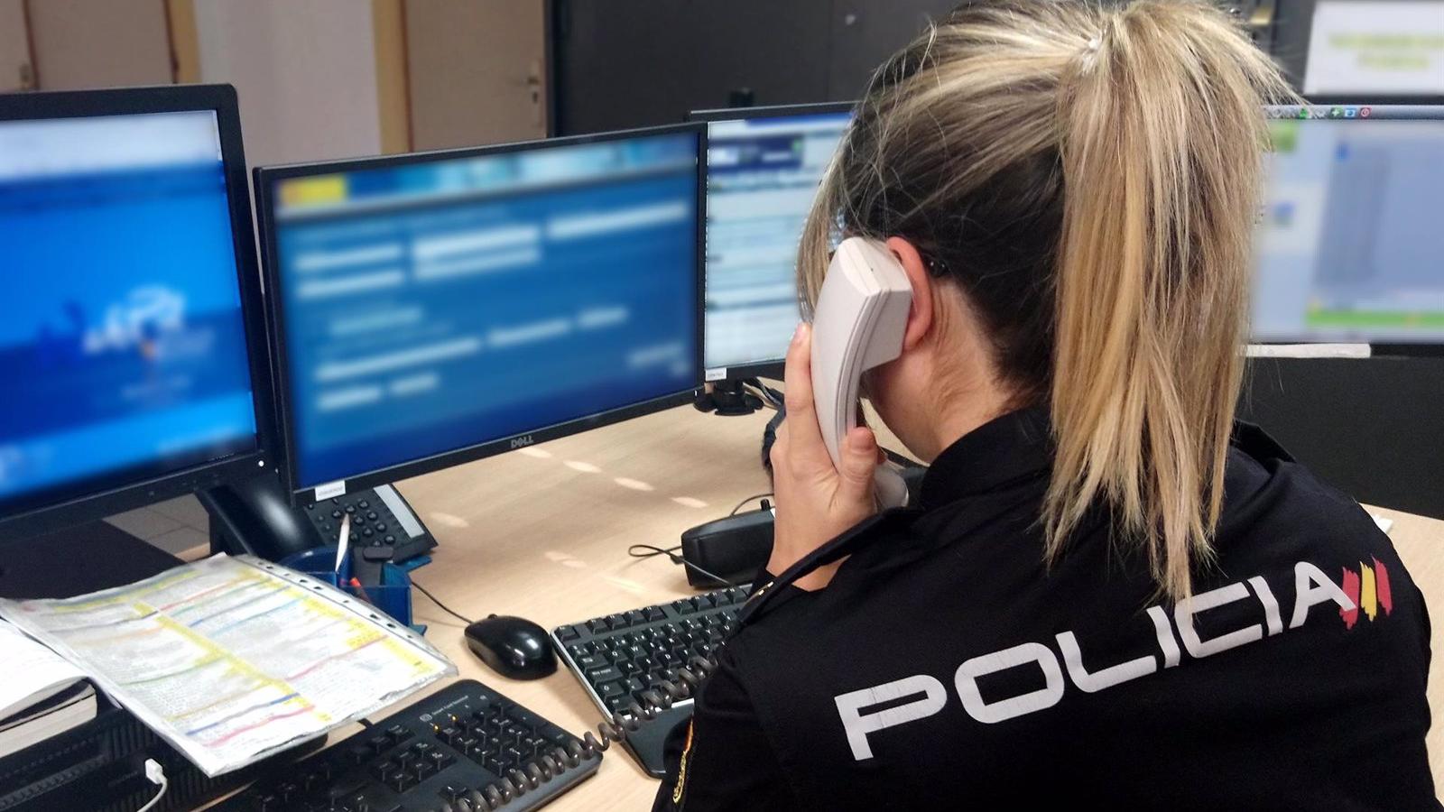 Detenida una chica que agredió a otra por ser lesbiana en una calle de Alcorcón