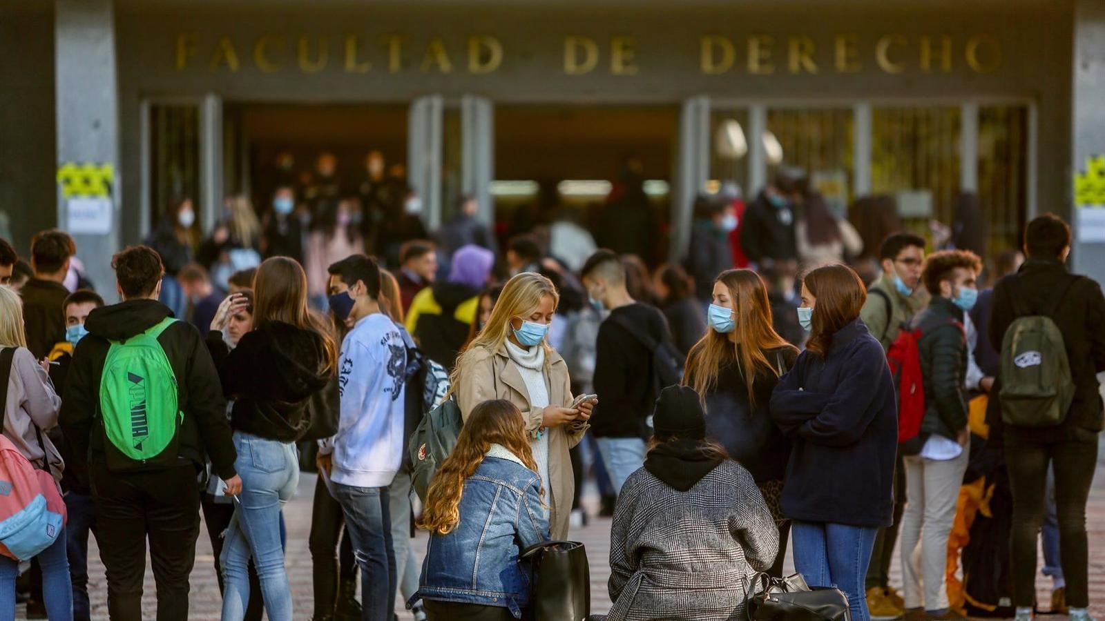 La UCM lidera la lista de universidades españolas con más grados demandados