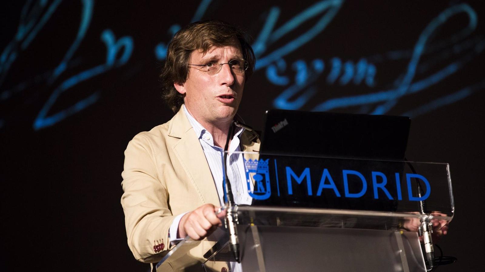 Martínez-Almeida sella su compromiso con la recuperación del turismo de la capital
