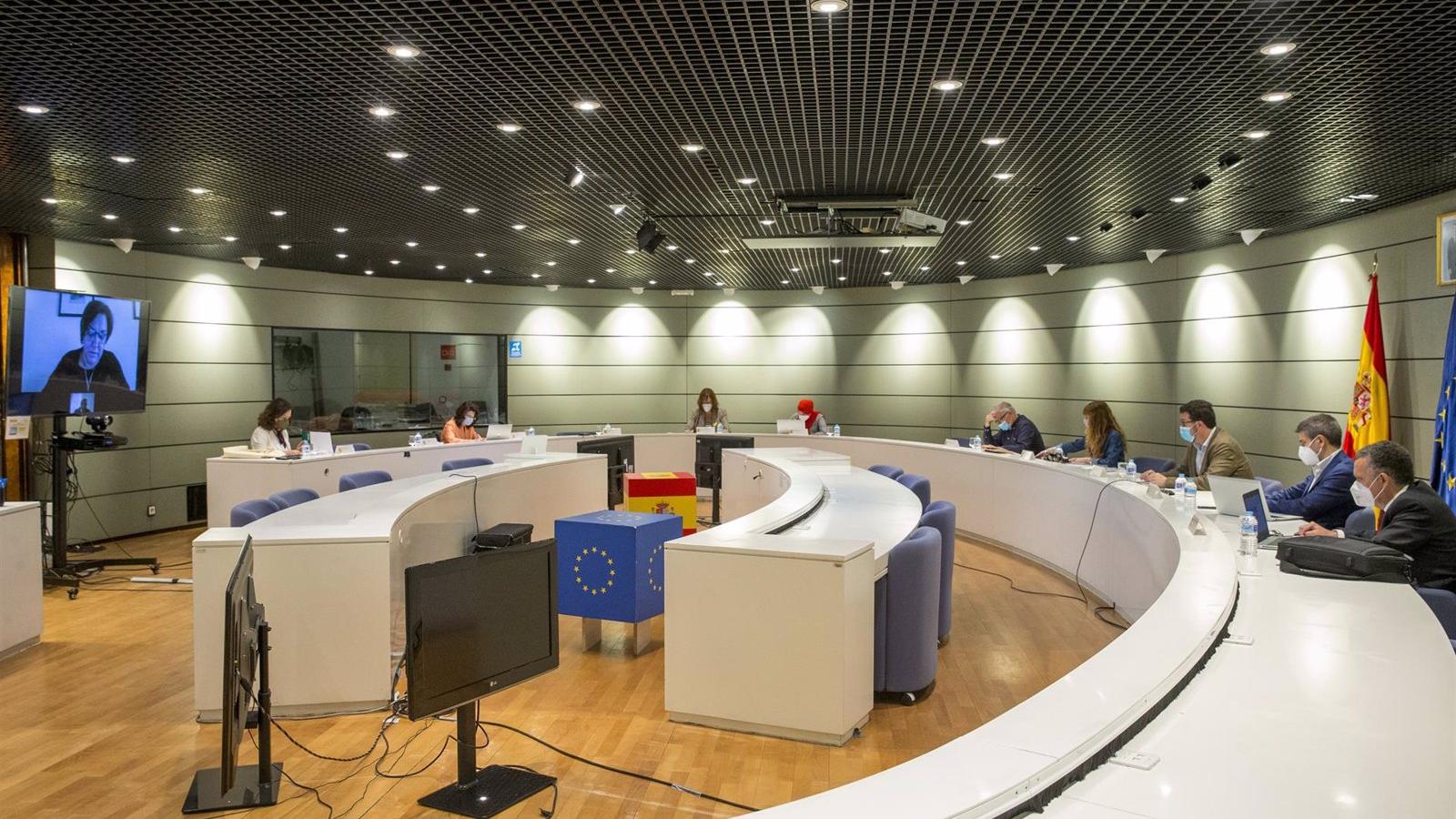 El Gobierno central y agentes sociales seguirán negociando la prórroga de los ERTE
