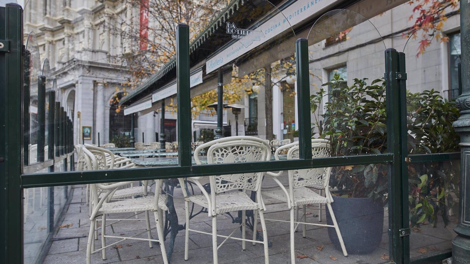 Martínez-Almeida anuncia que la ordenanza de terrazas será reformada para "garantizar la convivencia vecinal"