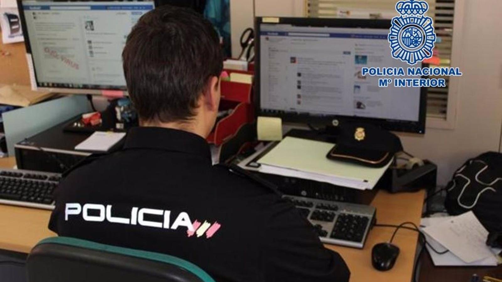 Identificada la chica que golpeaba a otras y sus amigos lo grababan para el reto viral de 'la caza del pijo'