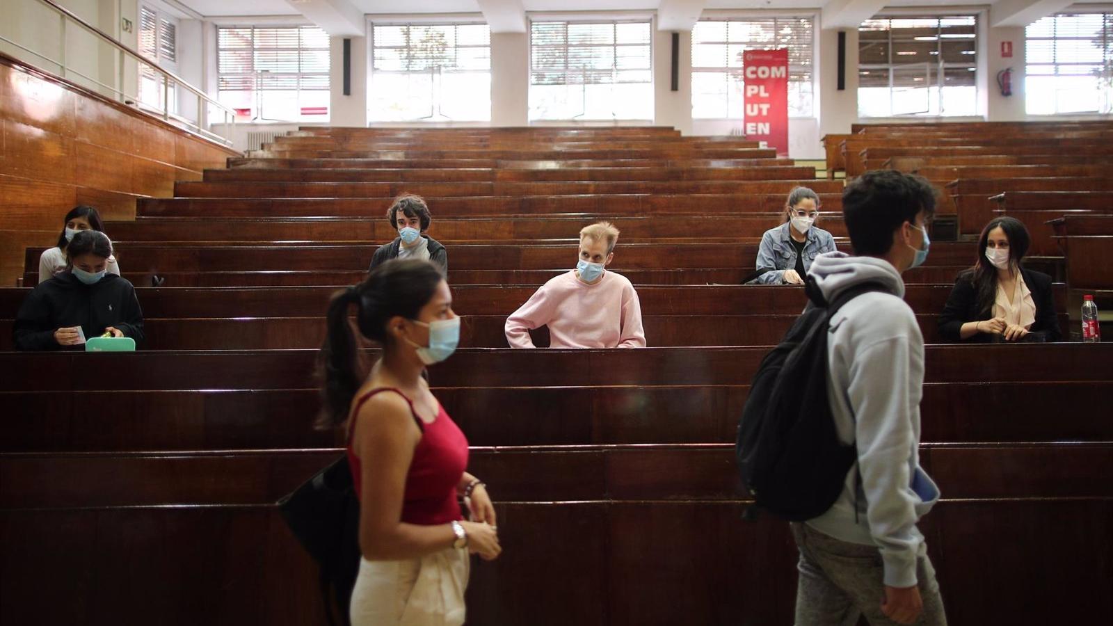 Cerca de 38.000 alumnos se presentan a las pruebas de la EBAU en Madrid