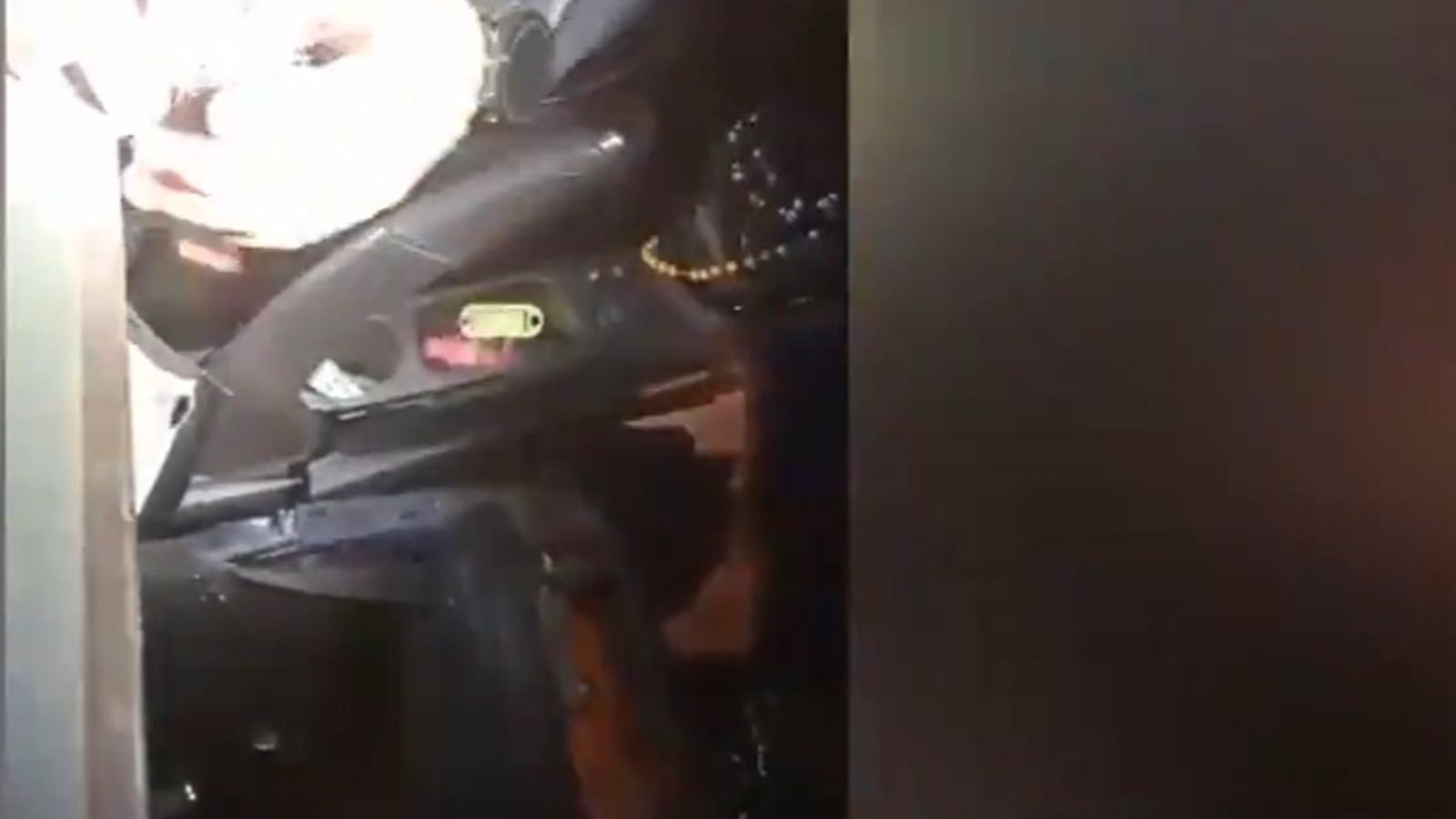 Detenidos dos hombres que intentaron huir de la Policía con 14 dosis de cocaína oculta en su coche
