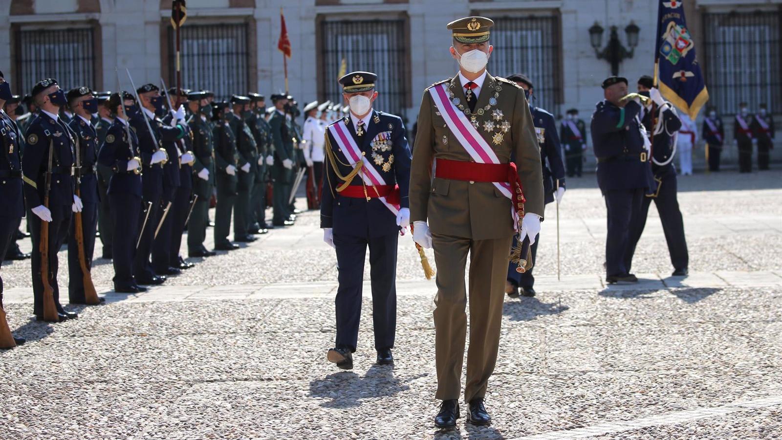 El Rey preside en Aranjuez el acto extraordinario de la Real y Militar Orden de San Fernando