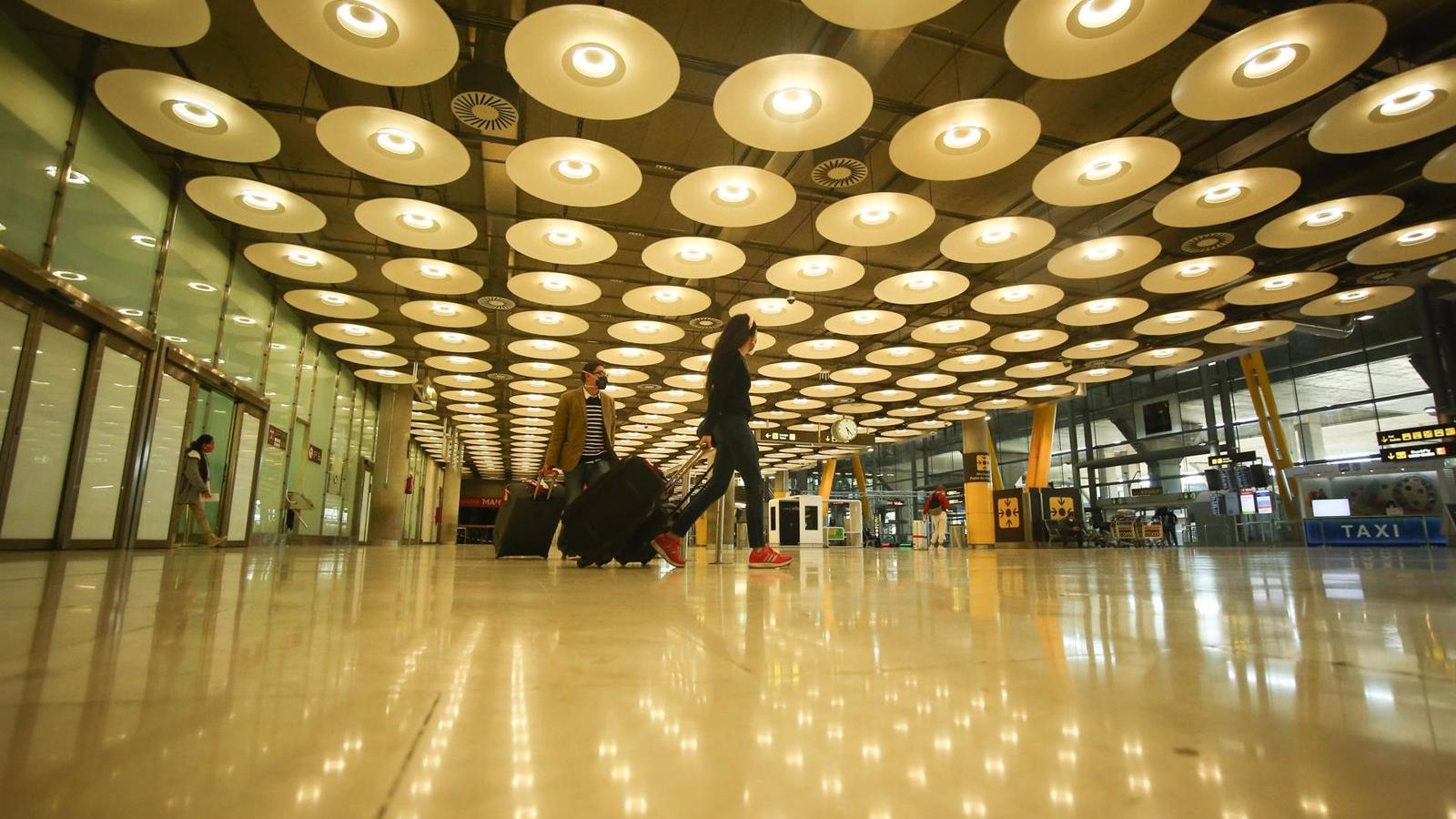 El Gobierno prorroga hasta el próximo 6 de julio la limitación de los vuelos procedentes de Brasil y Sudáfrica