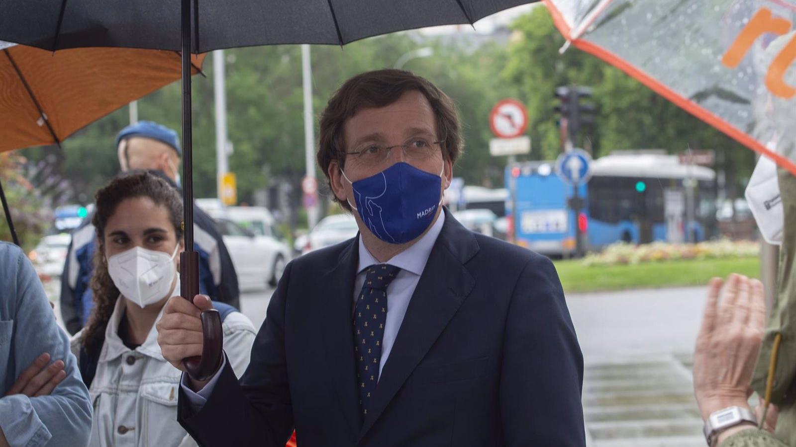 Martínez-Almeida aplaude el papel de CCAA en la pandemia, "responsables" de que se pueda pensar en dejar la mascarilla