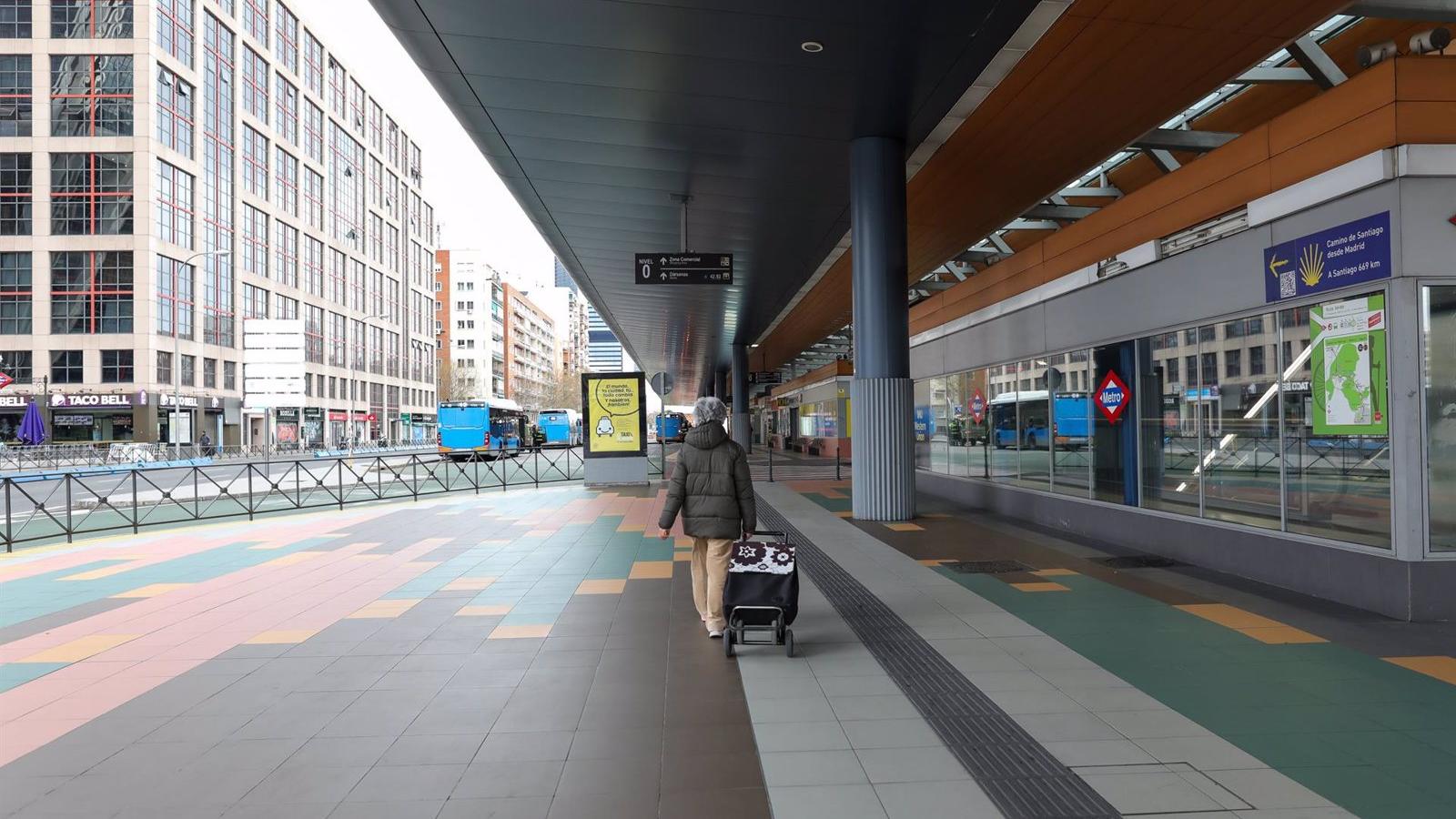 La Comunidad comienza la realización de test de antígenos en el intercambiador de Plaza de Castilla