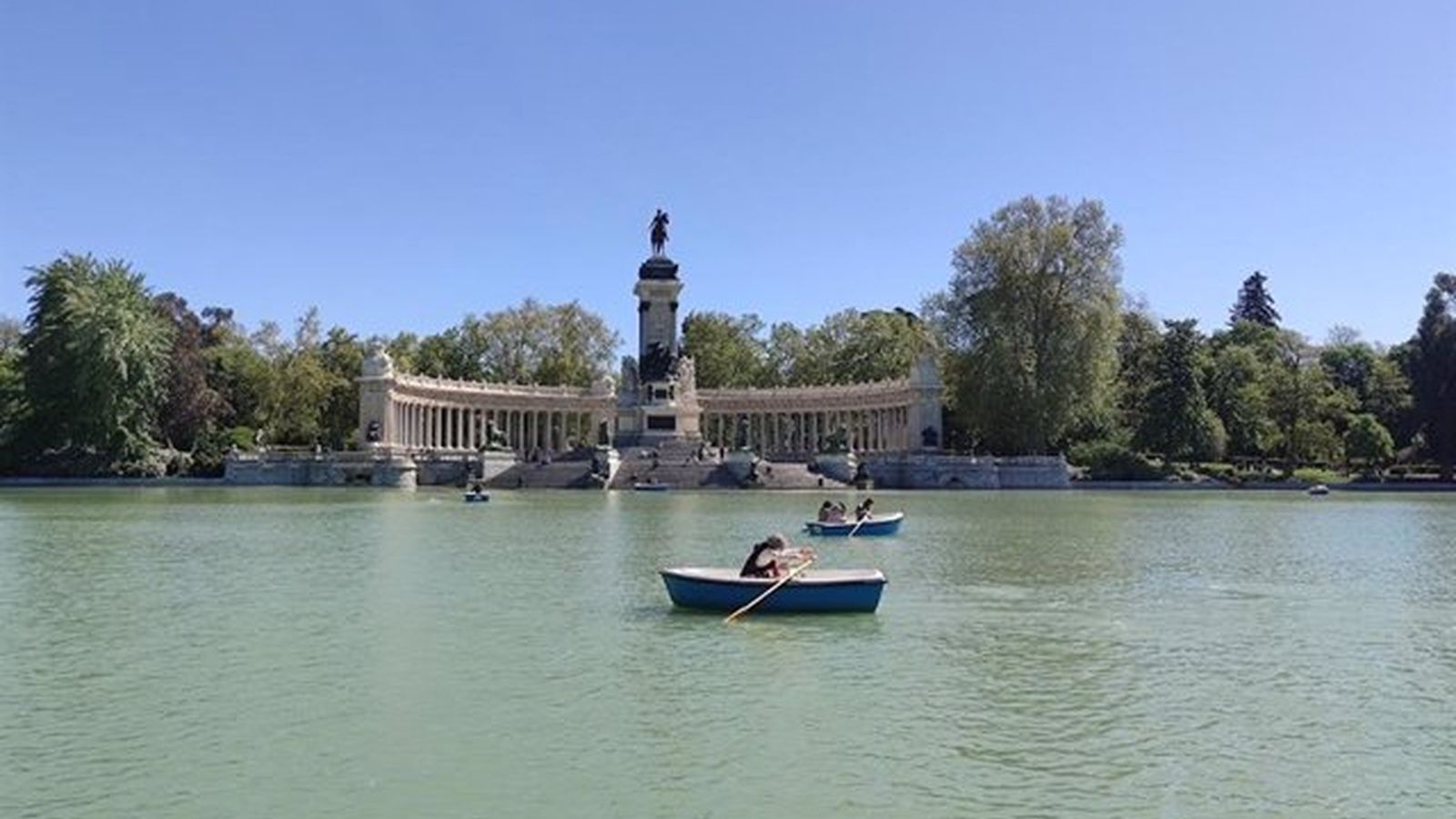 Las barcas de El Retiro y del lago de Casa de Campo ya se pueden reservar a través de la app 'Madrid Móvil'