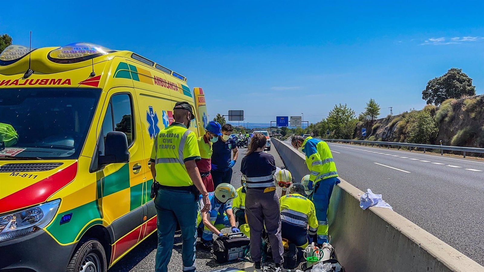 Herido grave un motorista de 37 años al colisionar contra un todoterreno en la M-501 a la altura de Chapinería