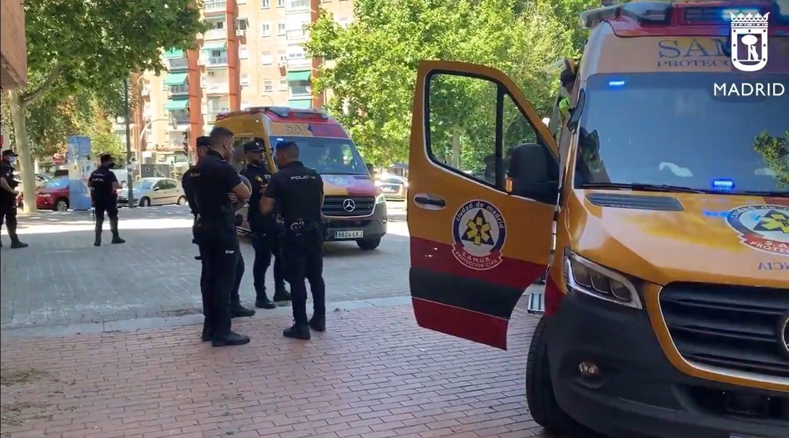 Cuatro heridos, uno de ellos muy grave, en una reyerta a puñaladas en Puente de Vallecas