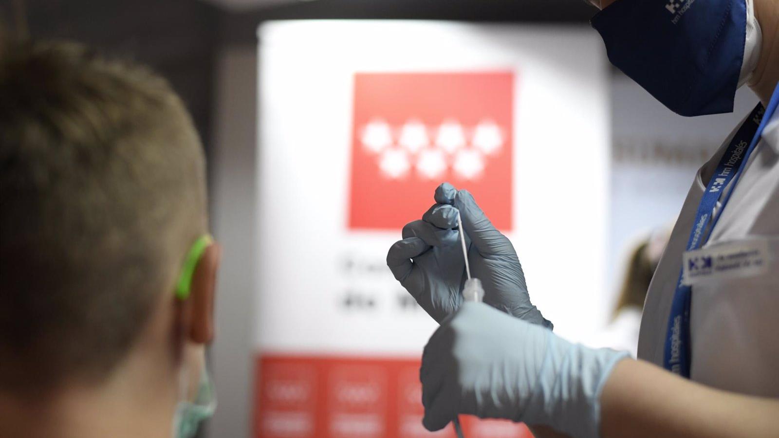 Los alumnos que vayan a cursar estudios en el extranjero podrán pedir cita para vacunar a partir del martes