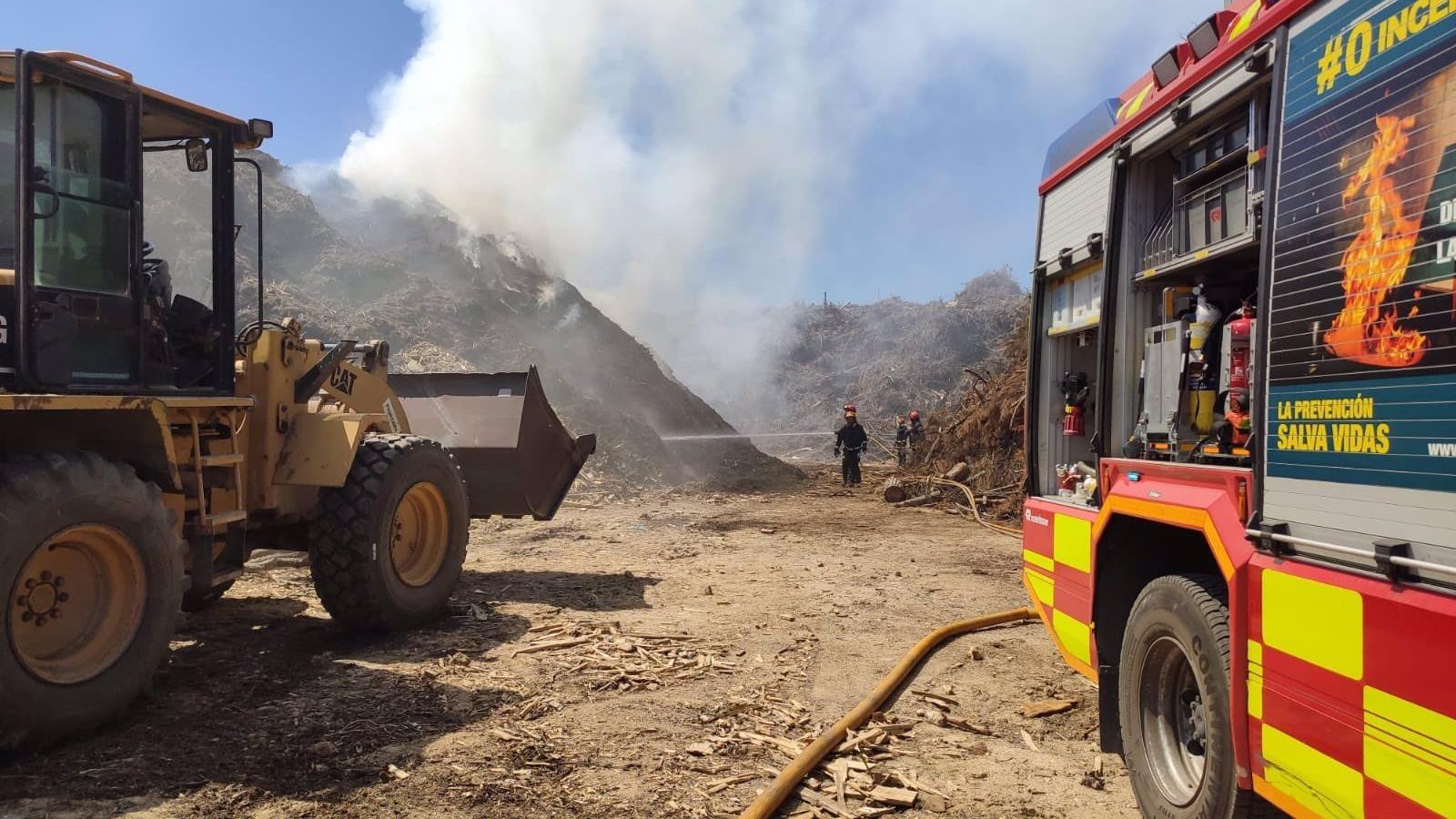 Arde una planta de compostaje en San Sebastián de los Reyes sin registrar heridos ni intoxicados