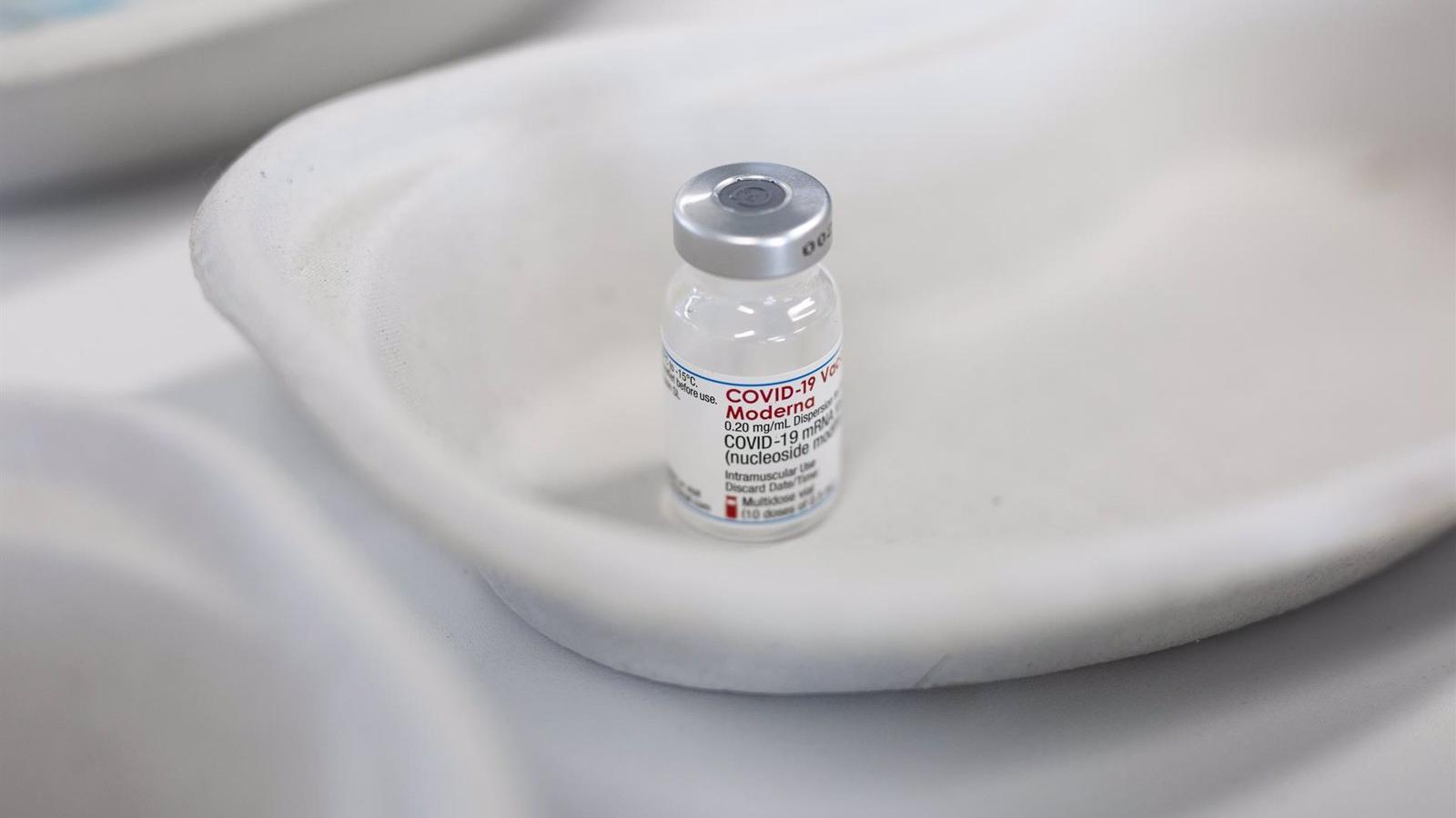 Los mayores de 30 años ya pueden pedir cita para vacunarse contra la Covid-19