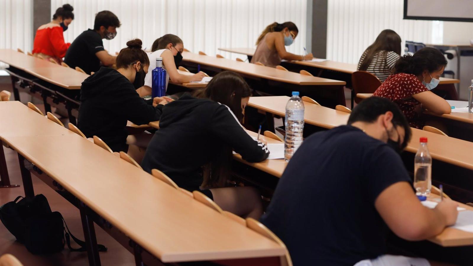 Un texto sobre la lectura, la Guerra de Independencia y el primer gobierno de PSOE, en la fase extraordinaria de la EBAU