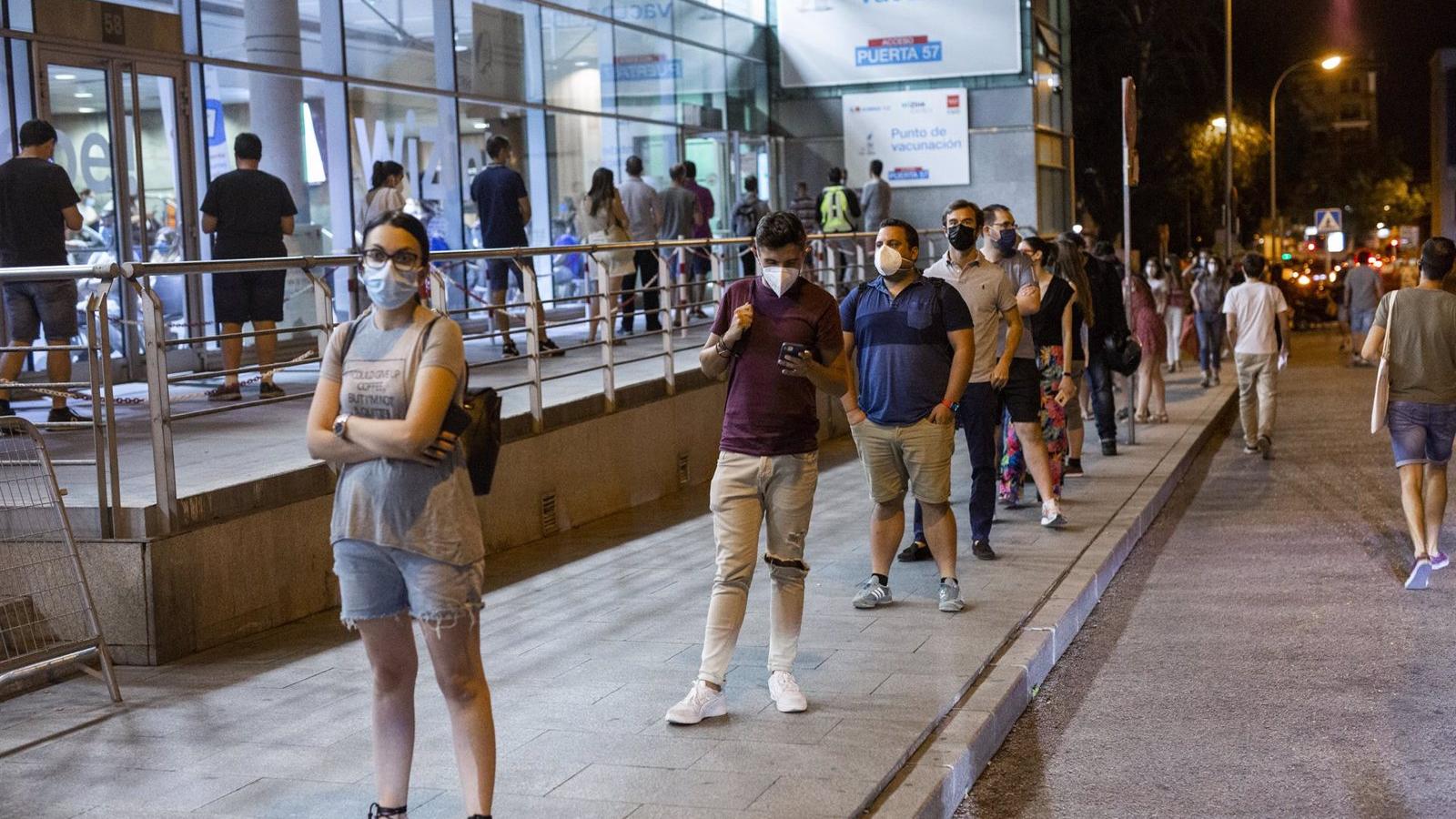 La Comunidad administró el miércoles 109.473 vacunas, la cifra más alta desde que arrancó la vacunación