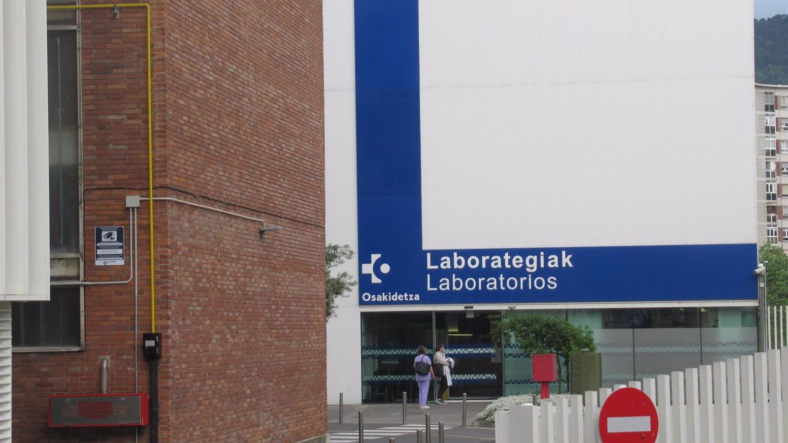 Una menor de 14 años, entre los pacientes ingresados en UCI en Euskadi