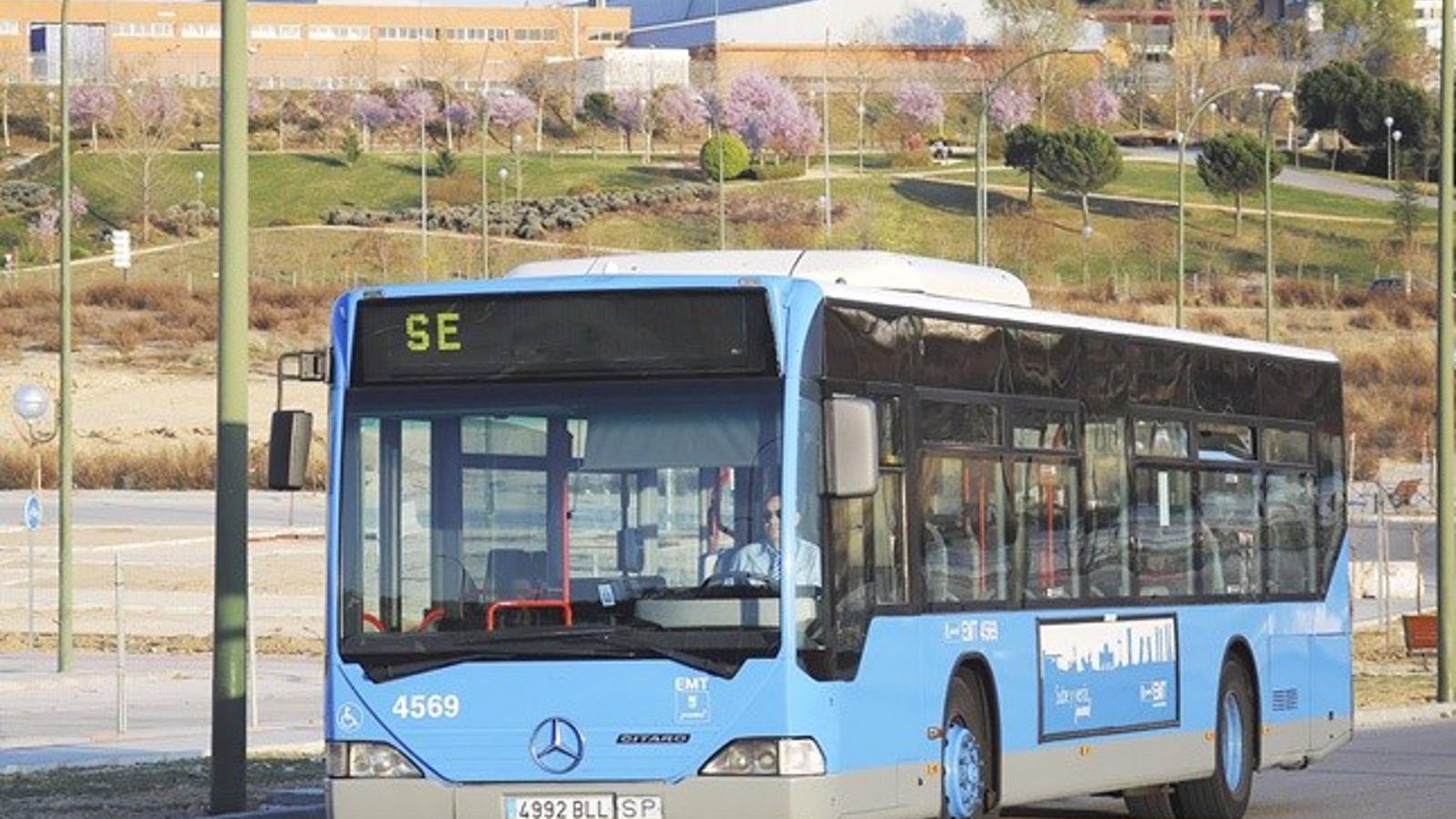 Autobuses de la EMT cubrirán gratis el servicio de trenes de Cercanías entre Atocha y Nuevos Ministerios