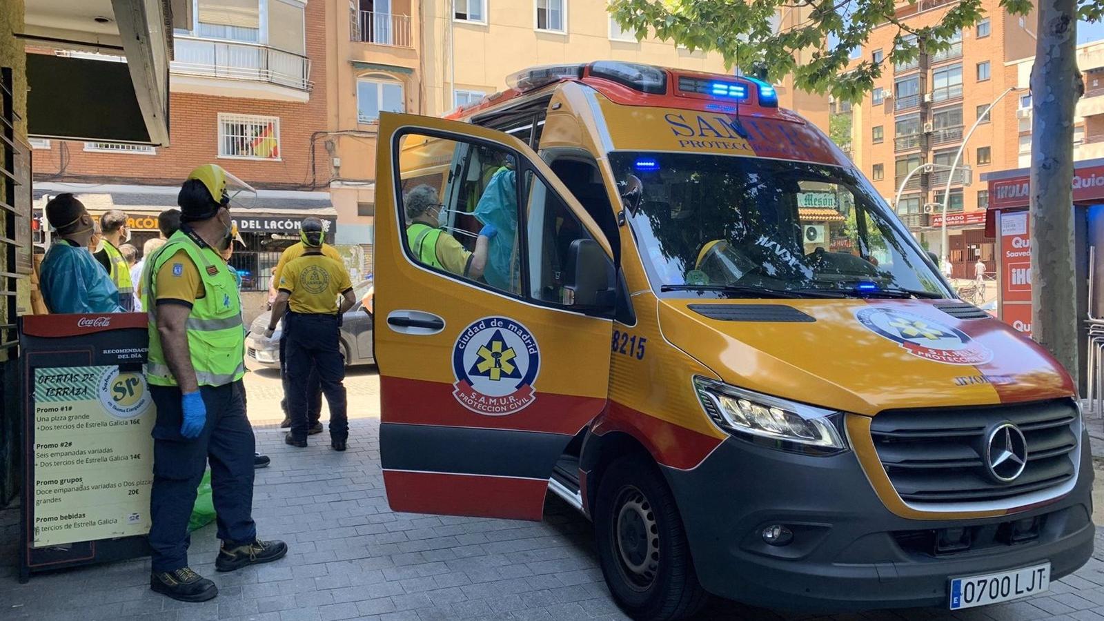 En estado grave un joven de 25 años tras ser atropellado en Ciudad Lineal