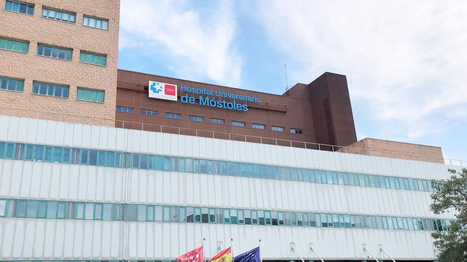 El Hospital de Móstoles suspende la actividad quirúrgica no urgente por el incremento de pacientes Covid
