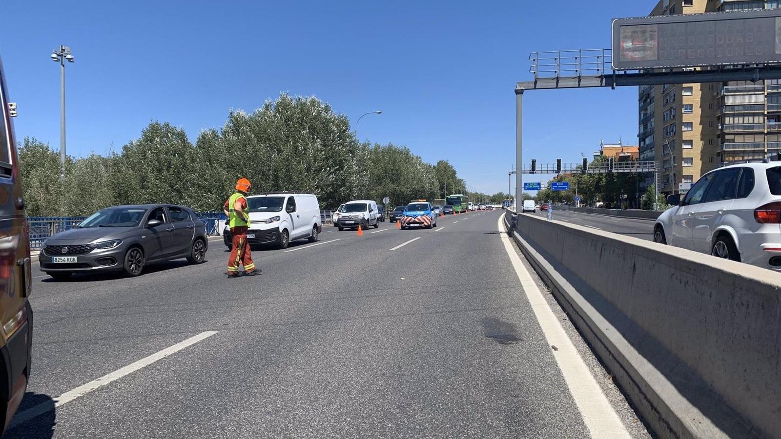 Muere un hombre de 35 años tras perder el control de su moto en la A-5
