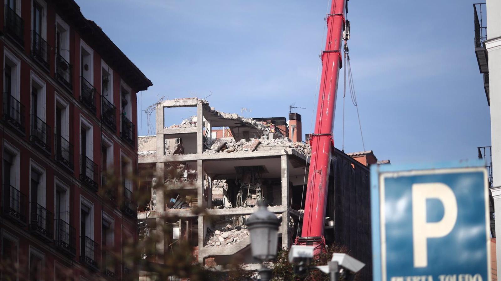 El Ayuntamiento de Madrid colaborará con las labores de reconstrucción del edificio derruido por la explosión en la calle Toledo
