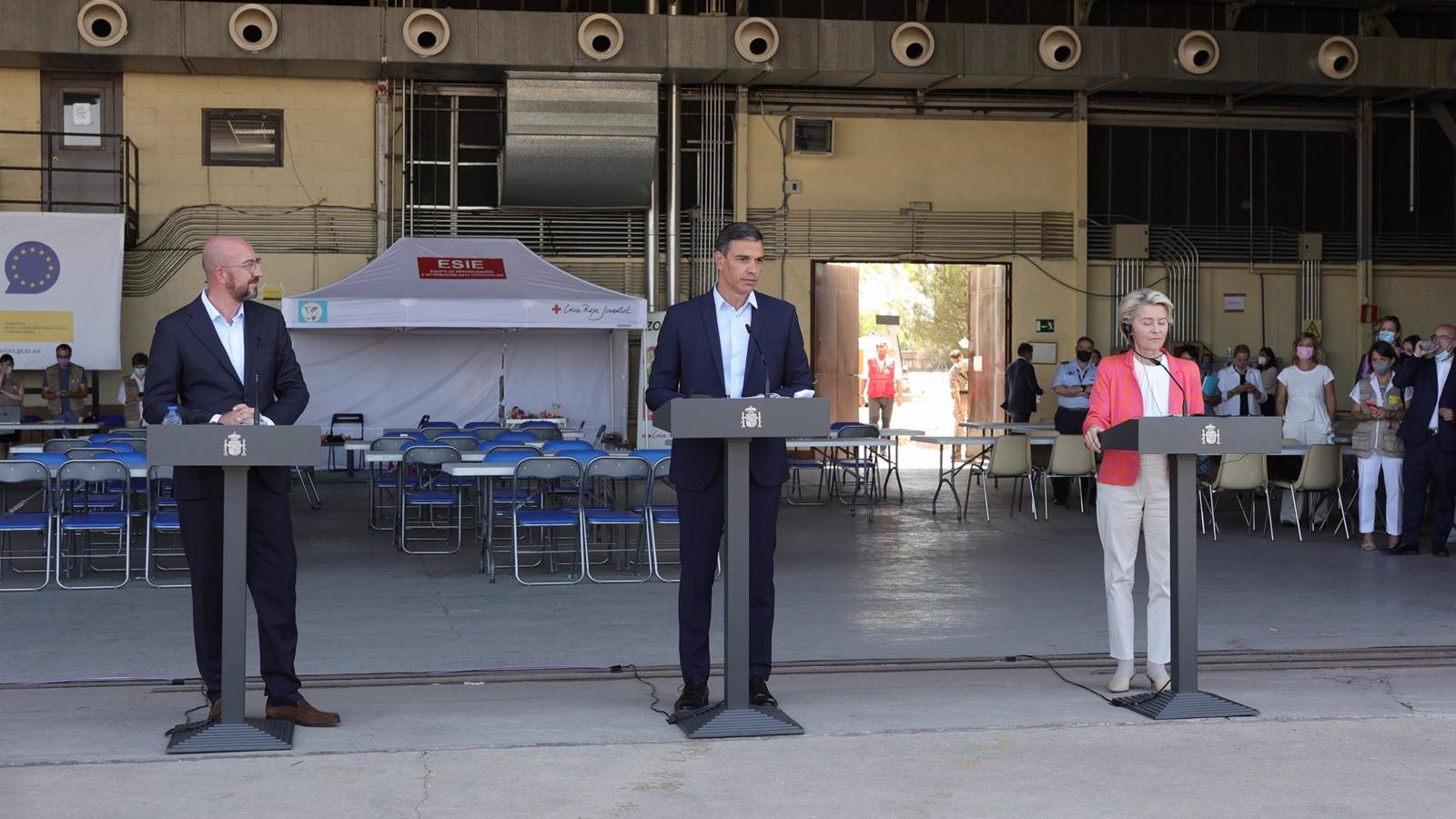 Sánchez dice que el Gobierno ha estado "pendiente" de la crisis en Afganistán "desde el primer segundo"
