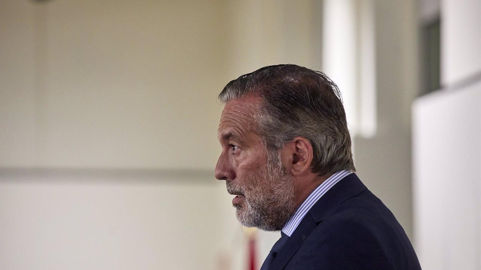 La Comunidad se plantea "seriamente" levantar restricciones en hostelería y ocio nocturno bajo criterios técnicos