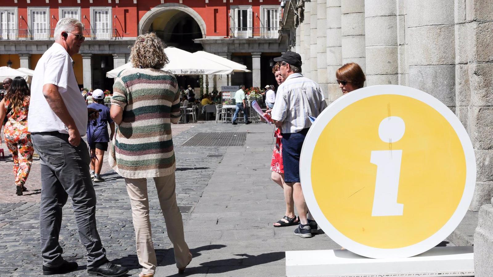 Las pernoctaciones extrahoteleras crecen un 30,4% en julio en la región: apartamentos y casas rurales, al alza