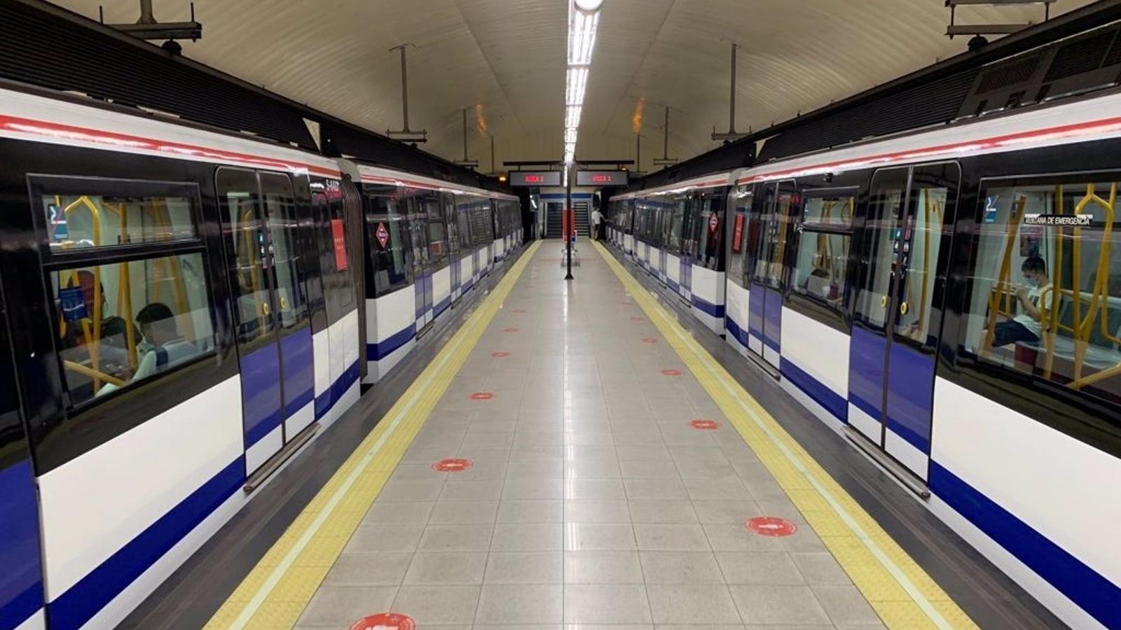 Las líneas 1, 5 y 9 de Metro recuperan la circulación en los tramos afectados por el agua
